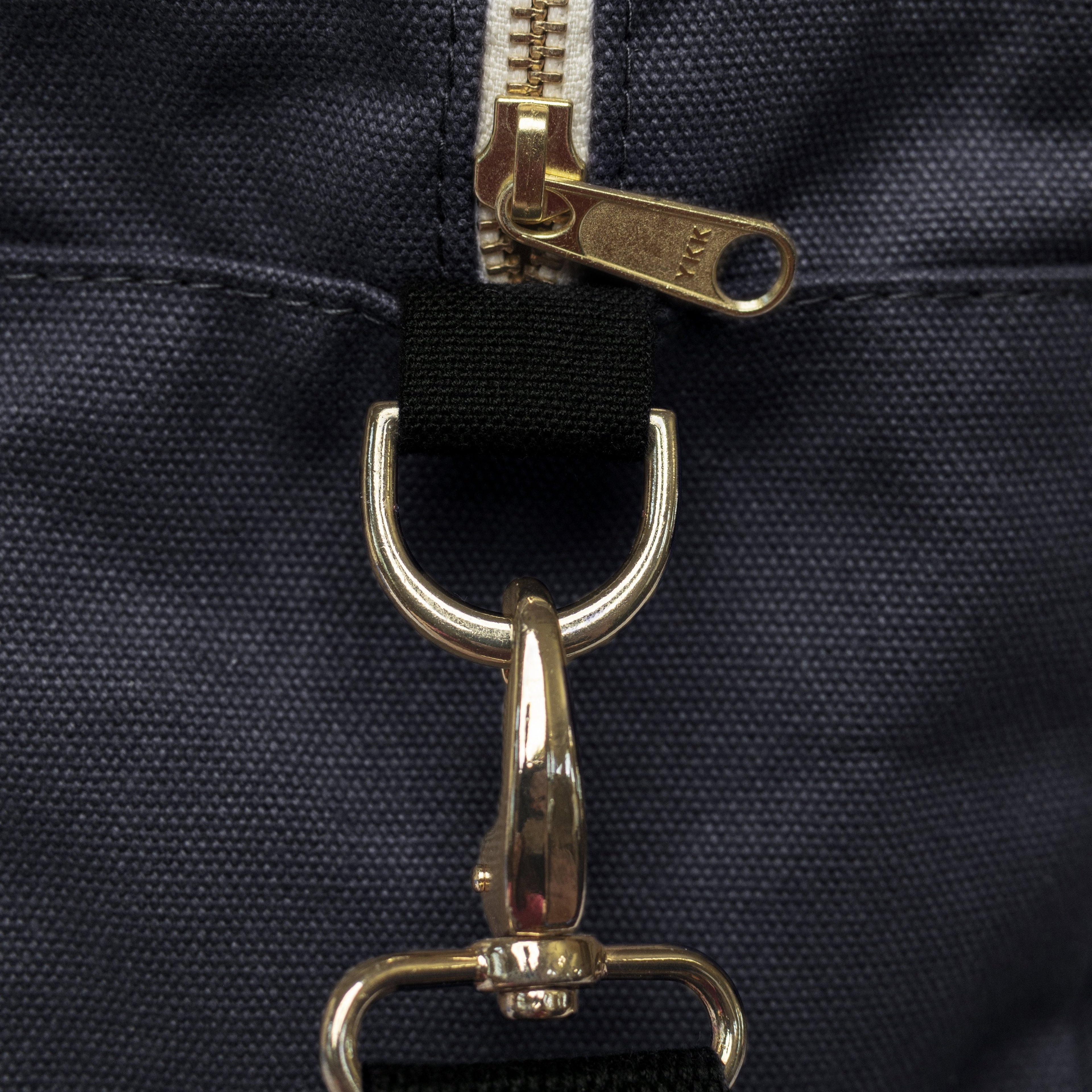 Color Block Duffle - Navy - Tag&Crew