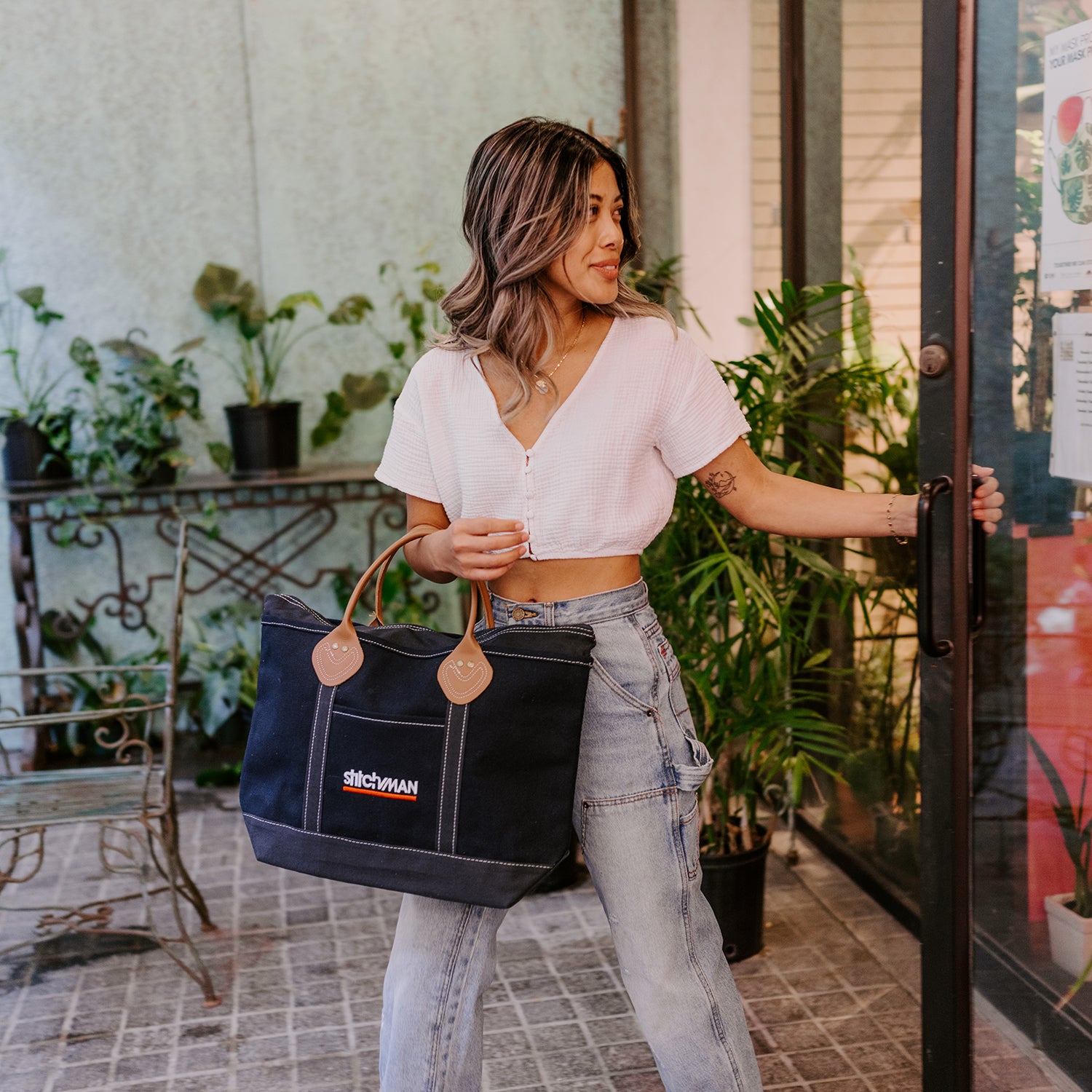 Rococo Tote Solid