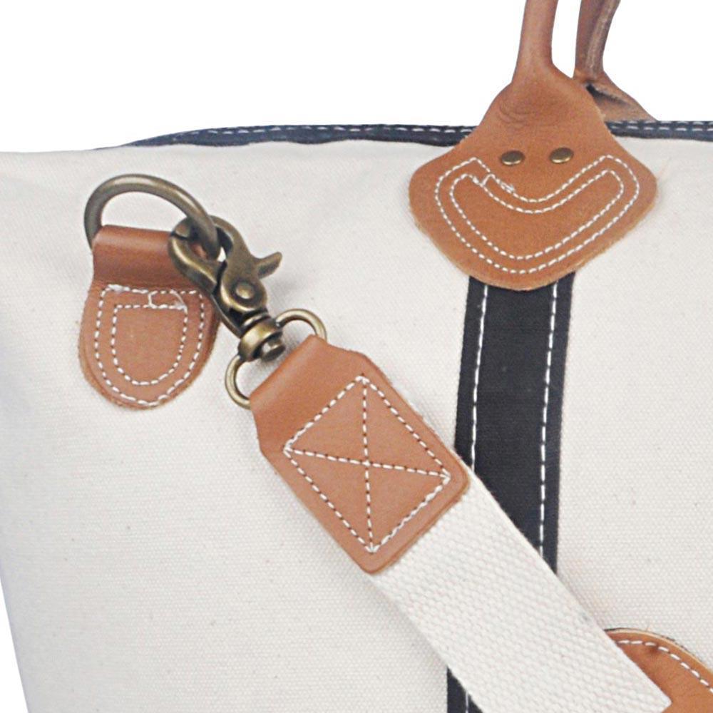 Signature Duffle - Tag&Crew